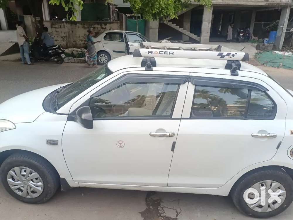 Maruti Suzuki Dzire 2022 Cng & Hybrids 100180 Km Driven