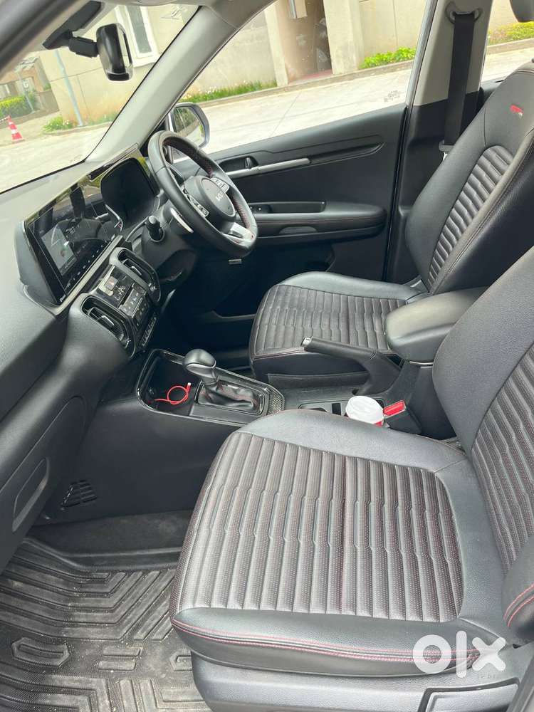 Showroom Condition Sonet