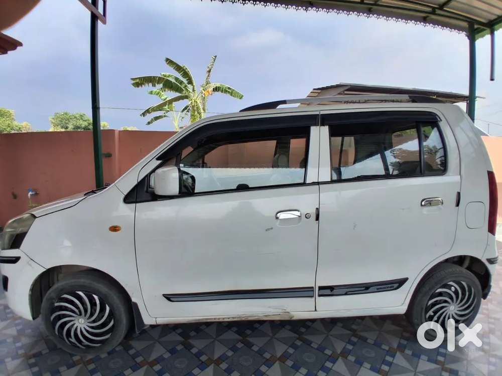 Maruti Suzuki Wagon R Flex Fuel 2013 Petrol 97000 Km Driven