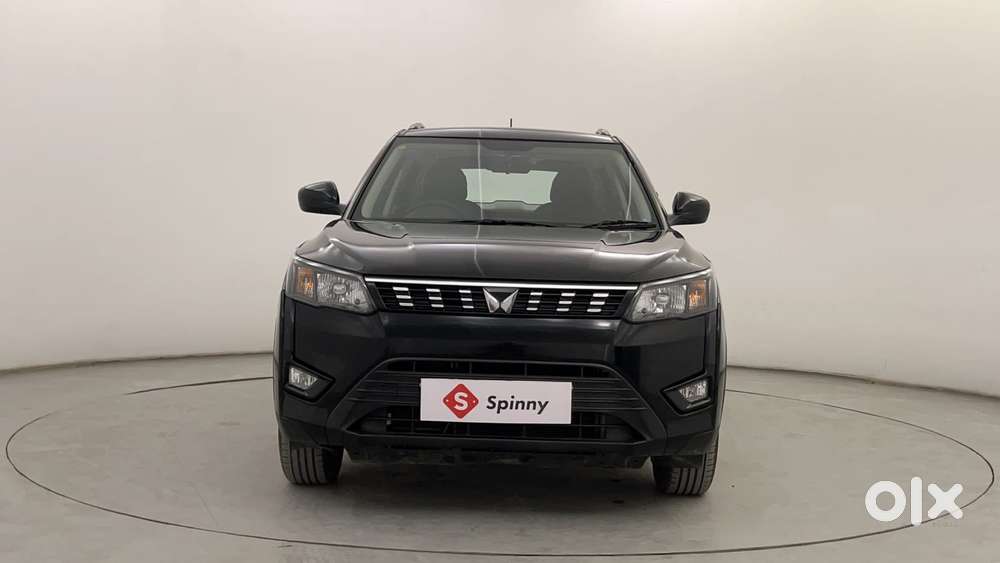 Mahindra Xuv300 W6, 2023, Petrol