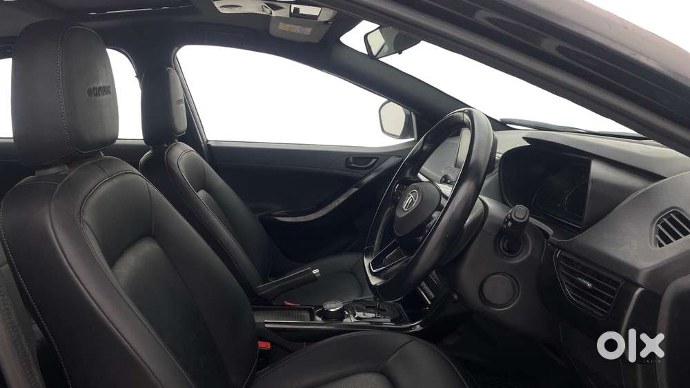Tata Nexon 1.5 Revotorq Xza Plus Dualtone, 2022, Diesel