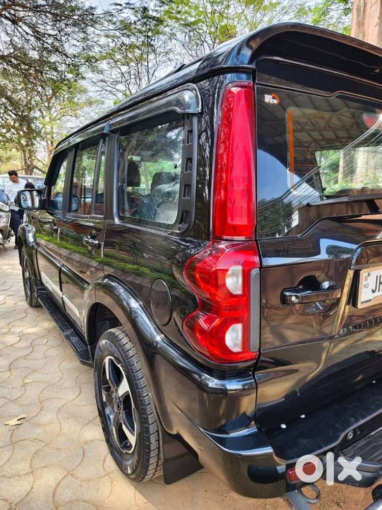 Mahindra Scorpio Classic 2.2 S 11 Mt 7 Str, 2023, Diesel