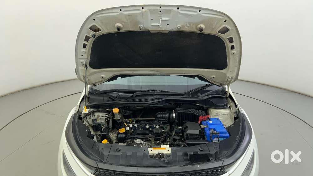 Tata Altroz Xz, 2020, Petrol