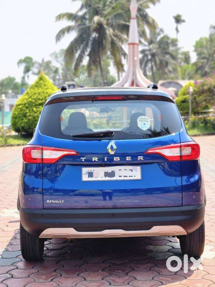 Renault Triber Rxz, 2022, Petrol