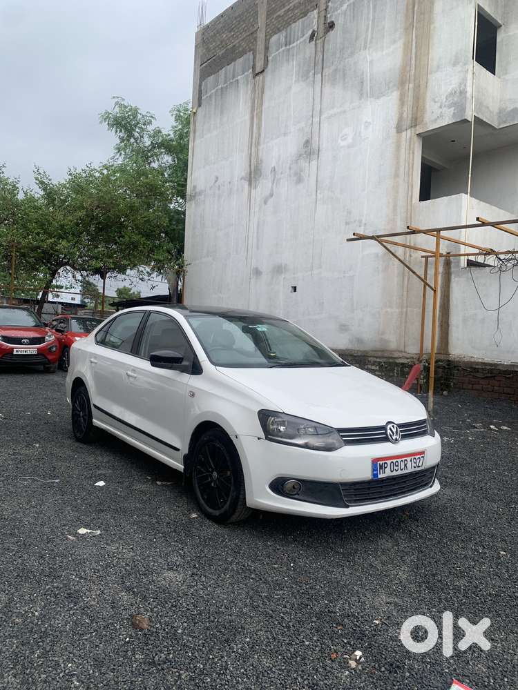 Volkswagen Vento Petrol Highline At, 2015, Petrol