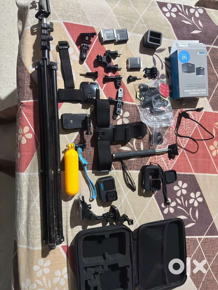 Gopro Hero 12 with battery and accessories worth 8k