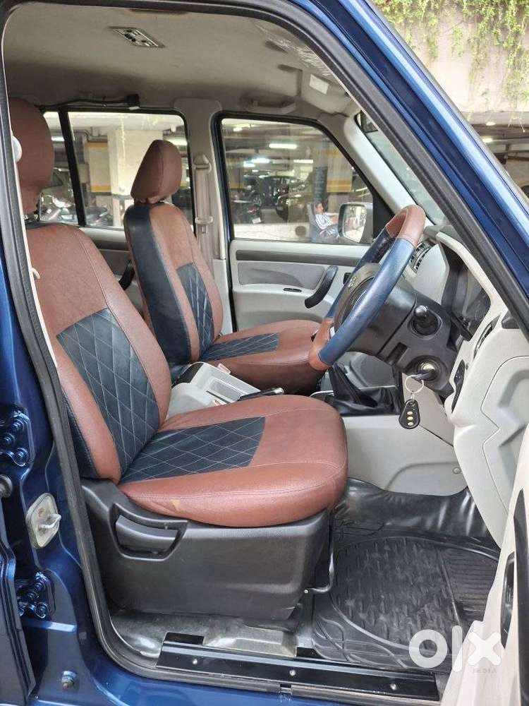 Mahindra Scorpio S6 Plus, 2016