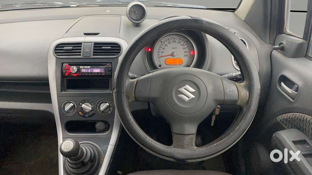 Maruti Suzuki Ritz Vxi, 2012, Petrol
