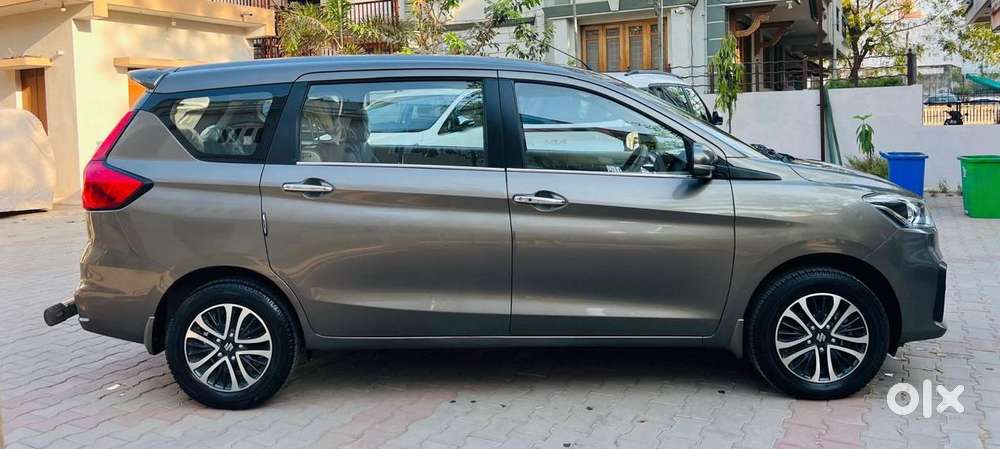 Maruti Suzuki Ertiga Zxi Plus Shvs, 2022, Petrol
