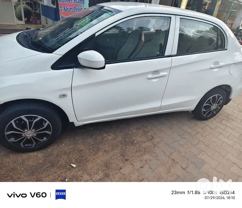 Honda Amaze 1.5 V 2016