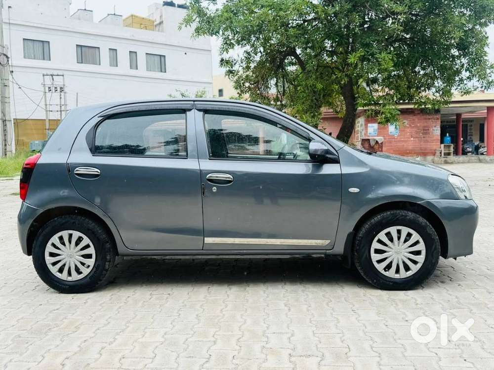 Toyota Etios Liva, 2015
