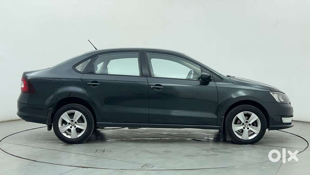 Skoda Rapid 1.6 Mpi At Ambition, 2017, Petrol