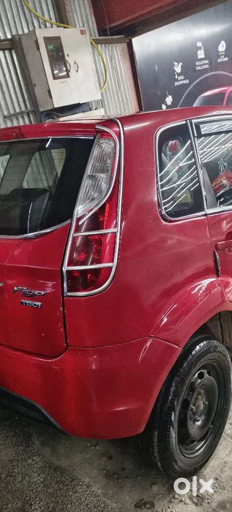 Ford Figo 2010 Petrol 83000 Km Driven