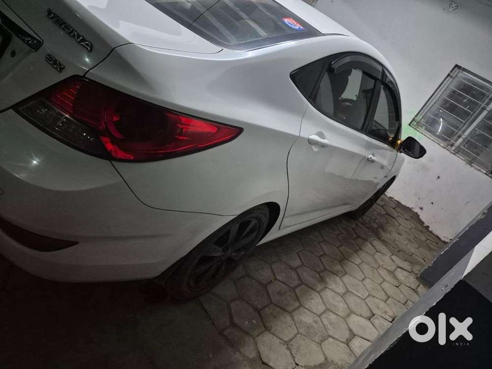 Hyundai Verna 2011 Diesel Well Maintained