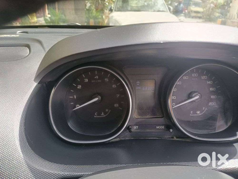 Tata Tiago 1.2 Revotron Xta, 2018, Petrol