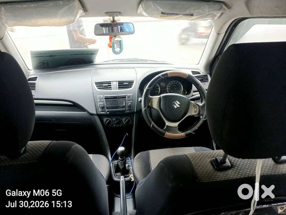 Maruti Suzuki Swift Vxi, 2015, Petrol