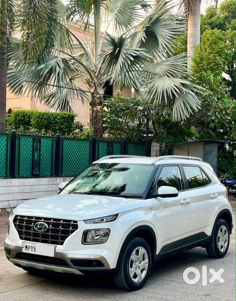 Hyundai Venue S Diesel, 2021, Diesel