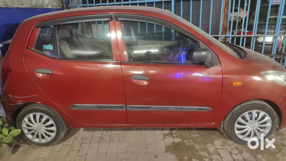 Hyundai 2013 Petrol Car