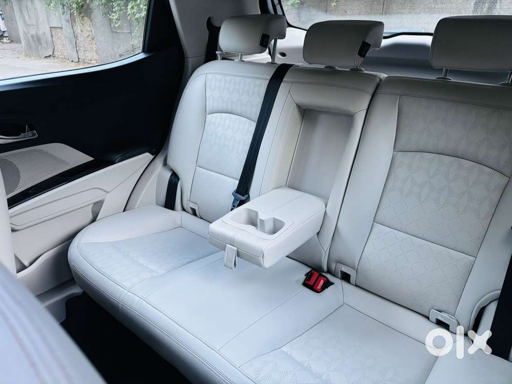 Mahindra Xuv400 Ev El Fast Charger Dt, 2024, Electric