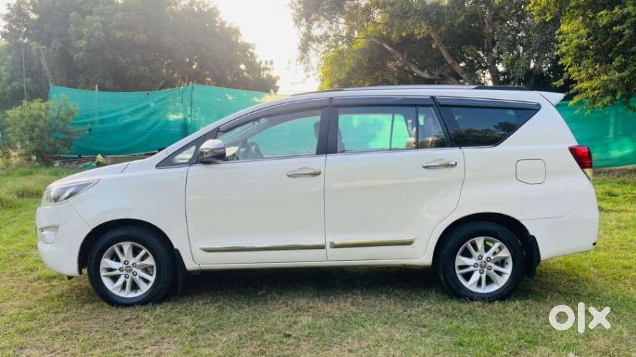 Toyota Innova Crysta 2.4 V, 2018, Diesel