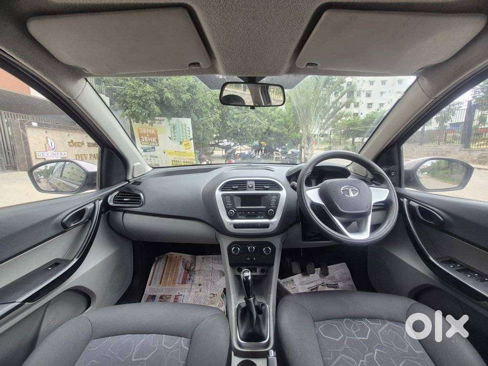 Tata Tiago 1.2 Revotron Xt Option, 2016, Petrol