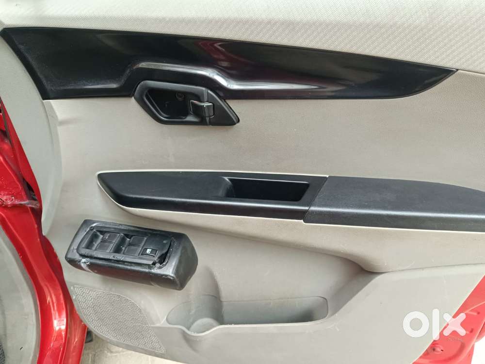 Mahindra Kuv 100 2016-2017 Mfalcon D75 K2, 2017, Diesel