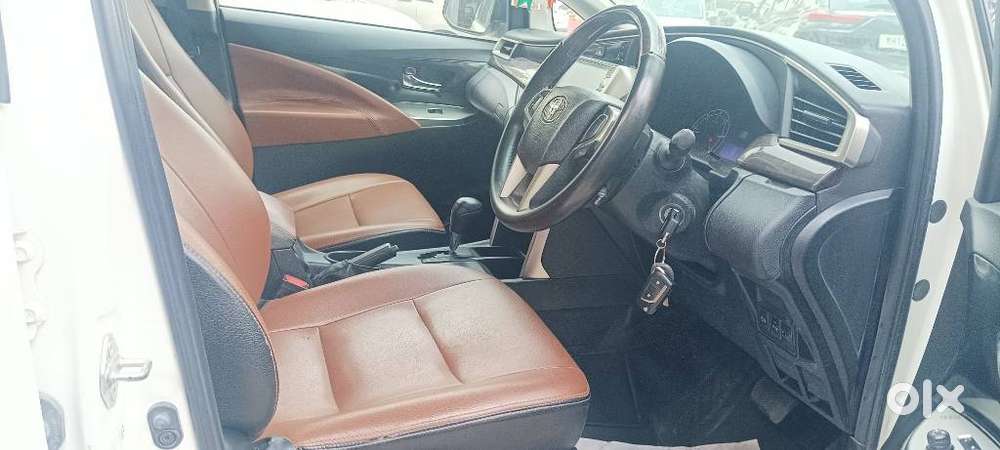 Toyota Innova Crysta 2.4 Gx Limited Edition At 8 Str, 2021, Diesel