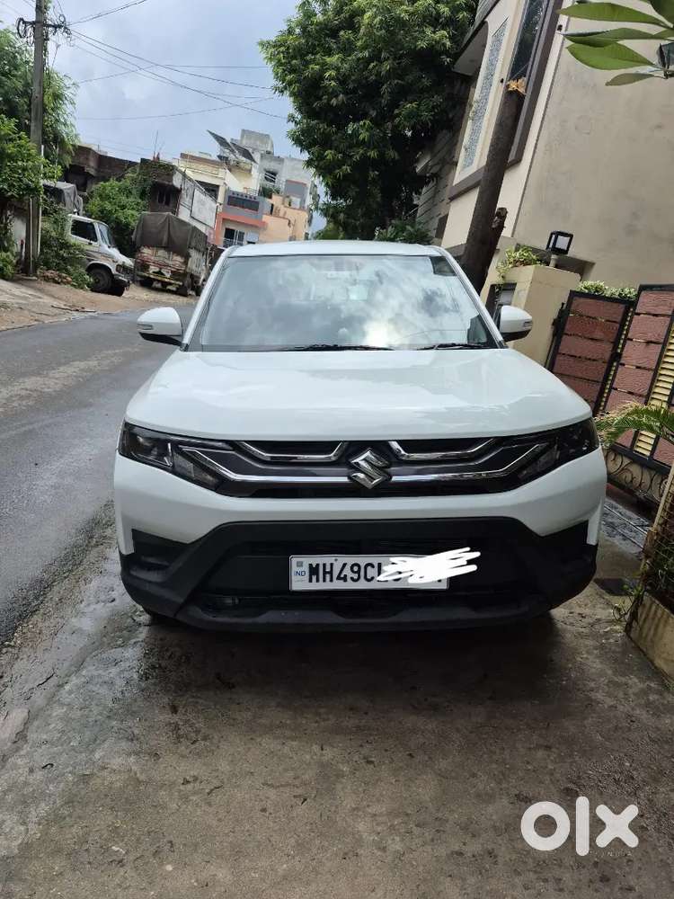 Maruti Suzuki Brezza Lxi 2025