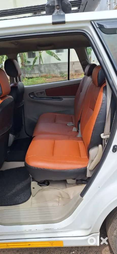 Toyota Innova 2014 Diesel Well Maintained