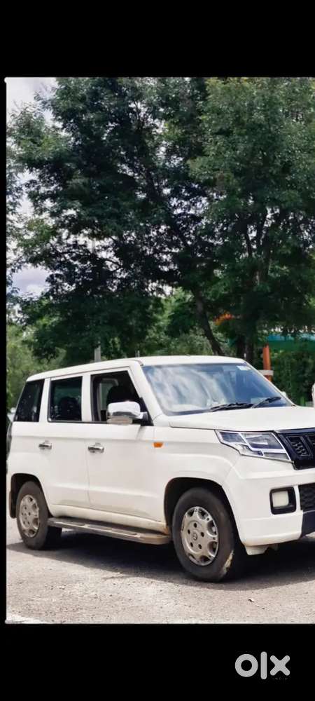 Mahindra Tuv 300 2021 Diesel 10000 Km Driven