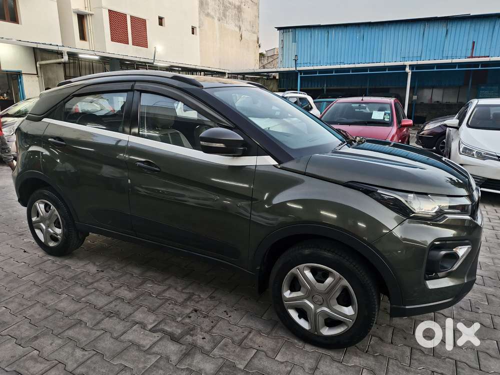 Tata Nexon 1.2 Revotron Xm (s), 2022, Petrol