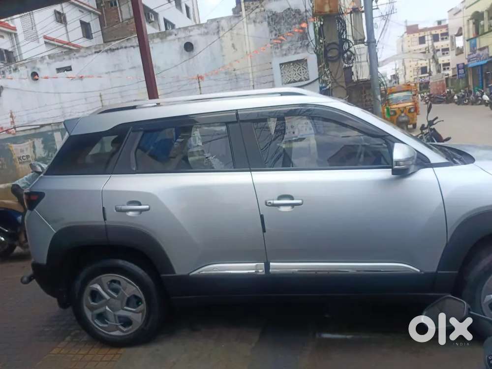 Maruti Suzuki Brezza Lxi 2023
