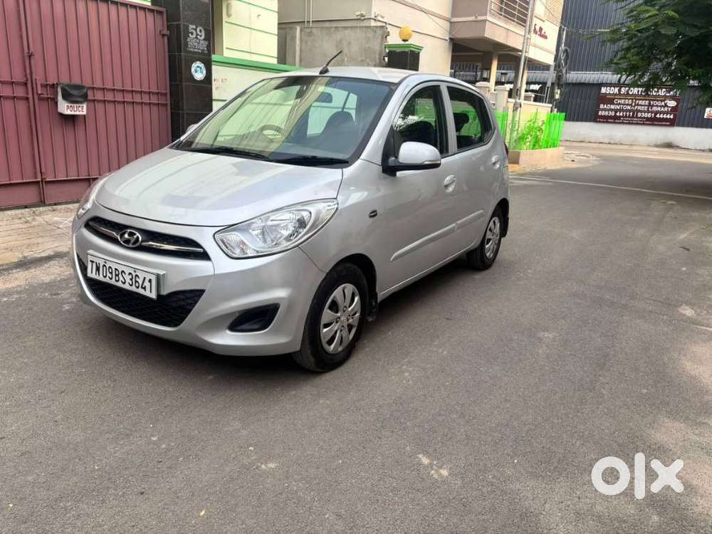 Hyundai I10 Sportz At, 2013, Petrol