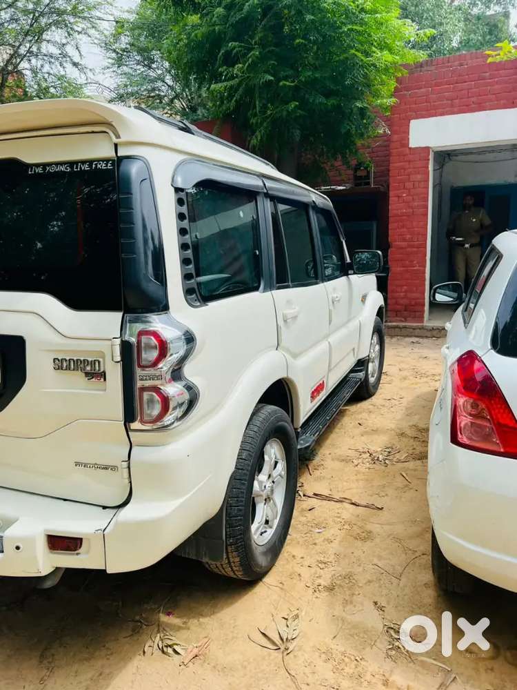 Mahindra Scorpio Hybrid 2016