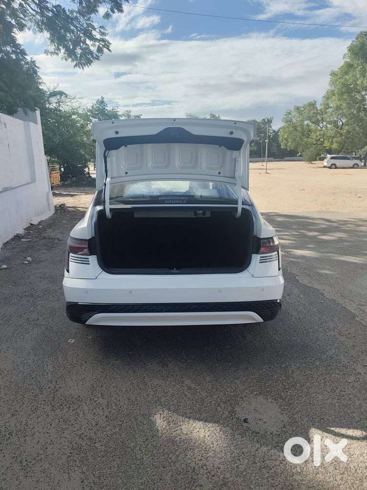 Hyundai New Verna Sx O 1.5 Turbo Gdi Mt, 2024, Petrol