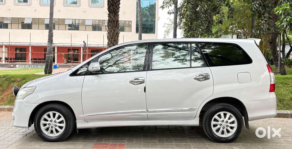 Toyota Innova 2.5 V 7 Str, 2014, Diesel