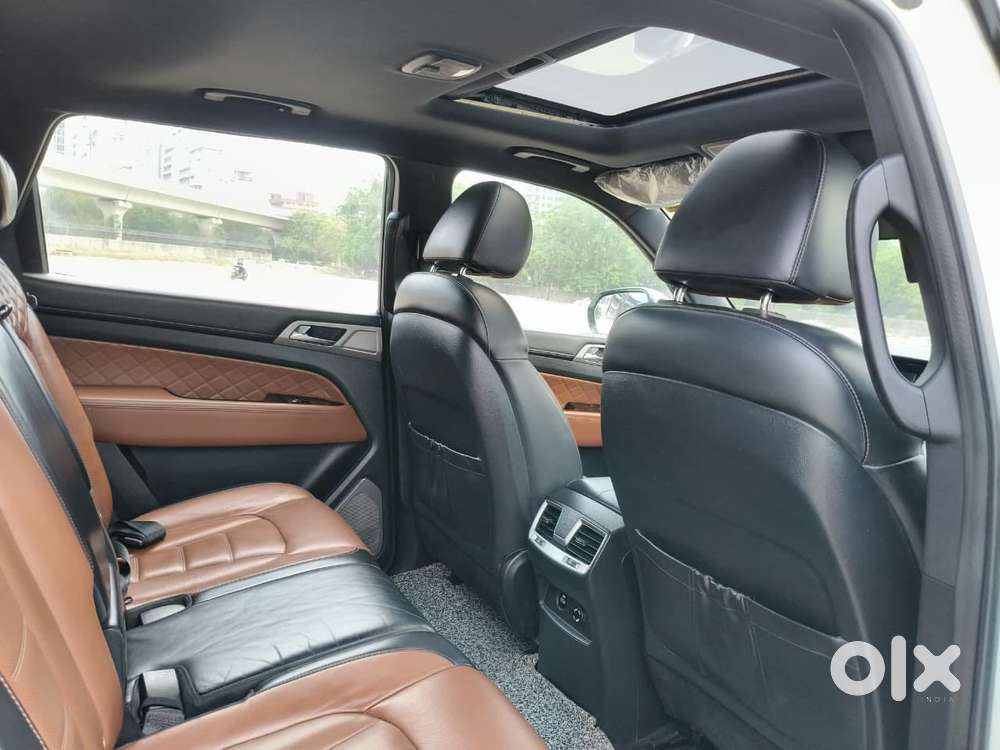 Mahindra Alturas G4 4x4 At, 2019, Diesel