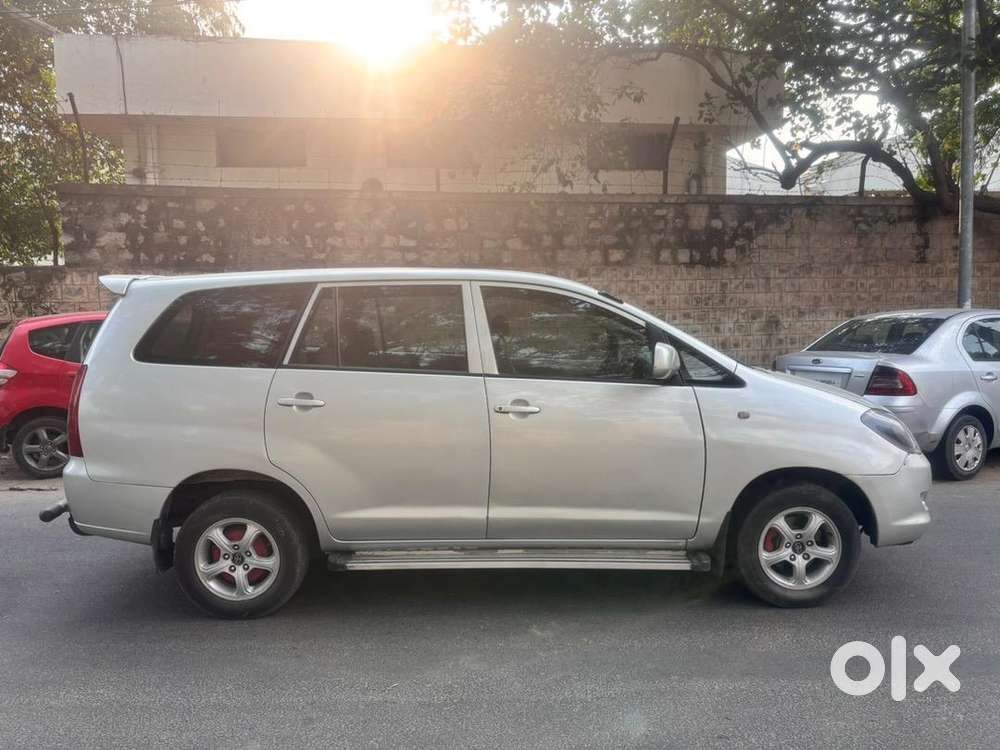 Toyota Innova 2009 Diesel Well Maintained