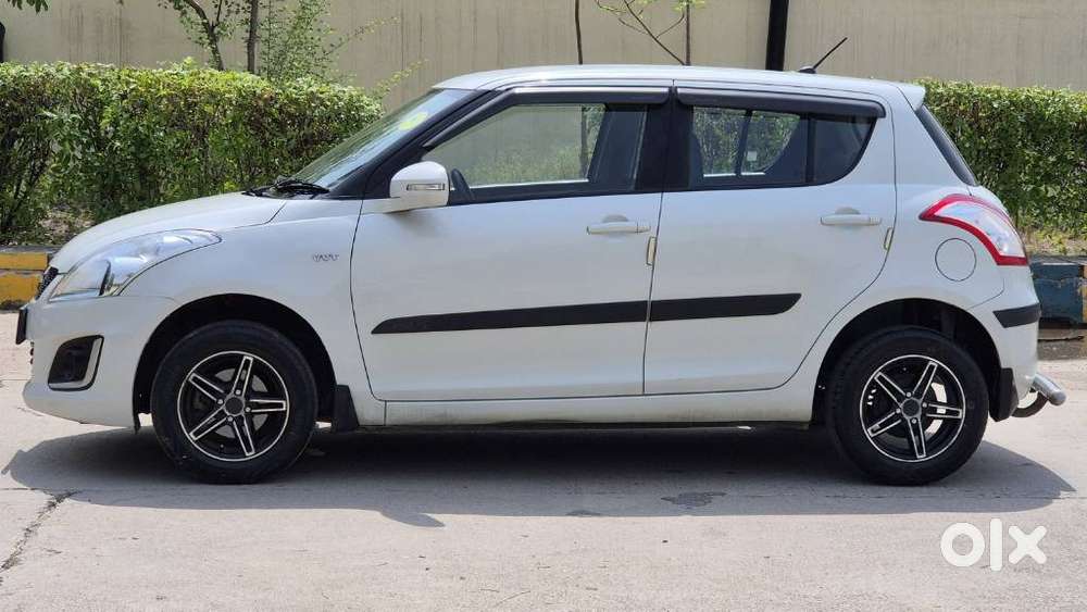 Maruti Suzuki Swift 1.2 Vxi (o), 2017, Petrol
