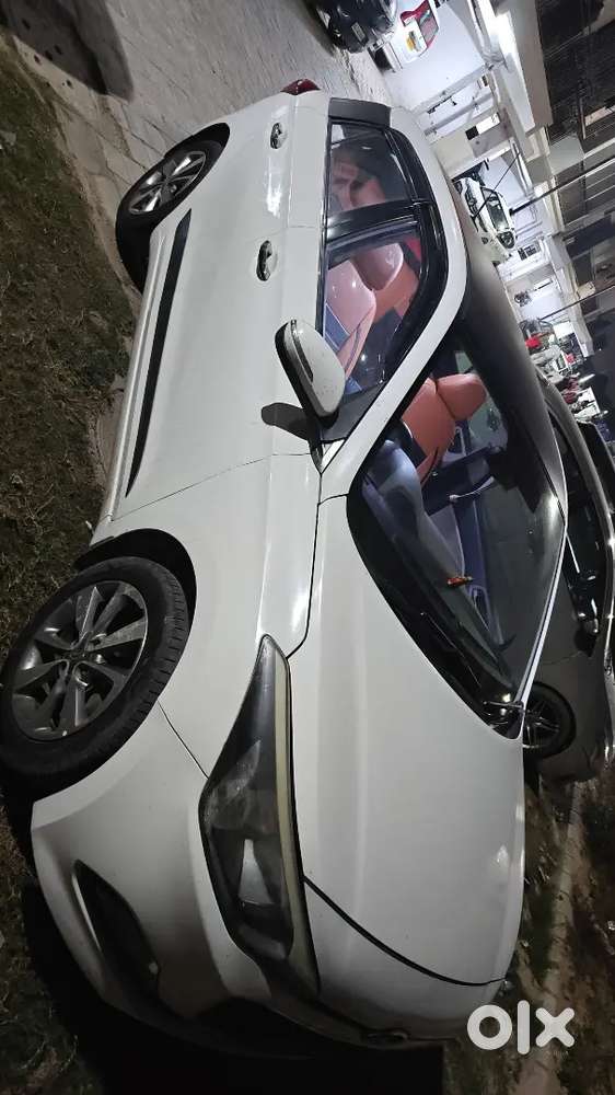 Hyundai I20 Asta Petrol 2015 Very Good Well Maintained Top Model