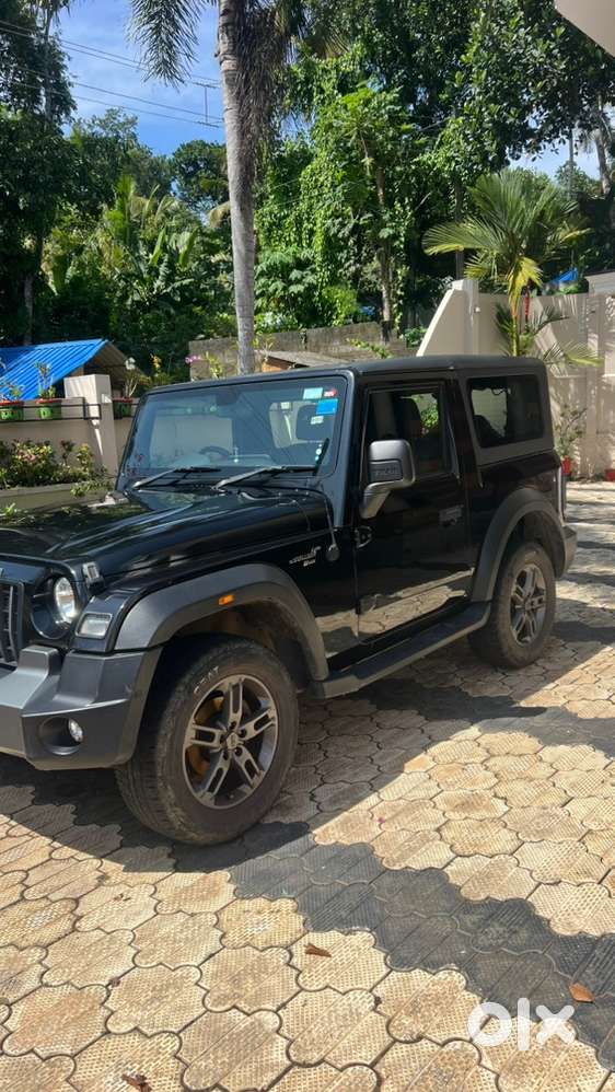 Mahindra Thar Petrol 2022
