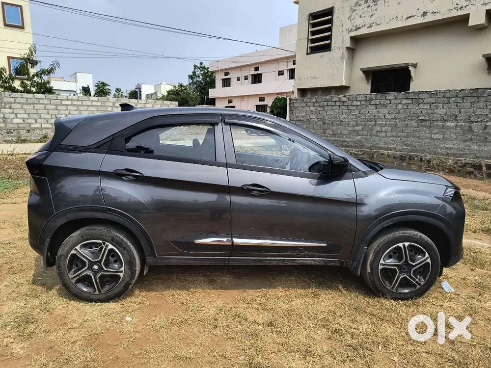 Tata Nexon Smart Plus 2024