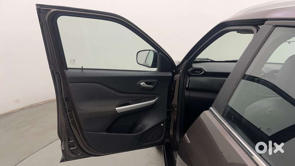Nissan Magnite 1.0 Xv Premium Turbo Cvt (o), 2021, Petrol