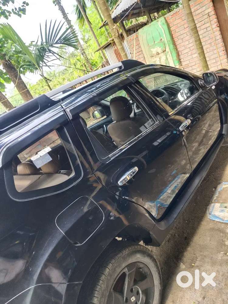 Renault Duster 2015 Diesel 66000 Km Driven