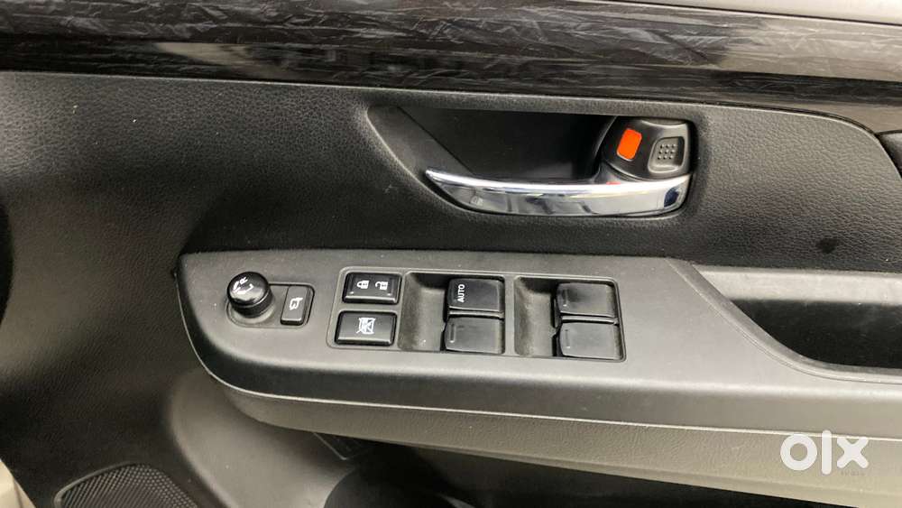 Maruti Suzuki Xl6 Alpha, 2021, Petrol