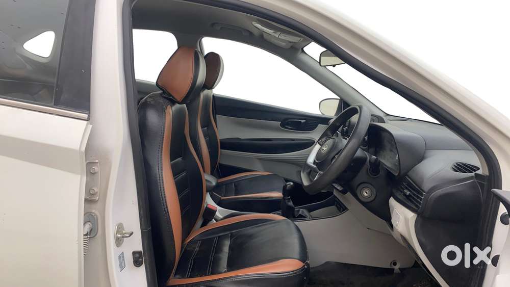 Hyundai New I20 1.2 Sportz Mt, 2023, Petrol