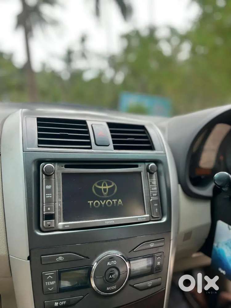 Toyota Corolla Altis 2011
