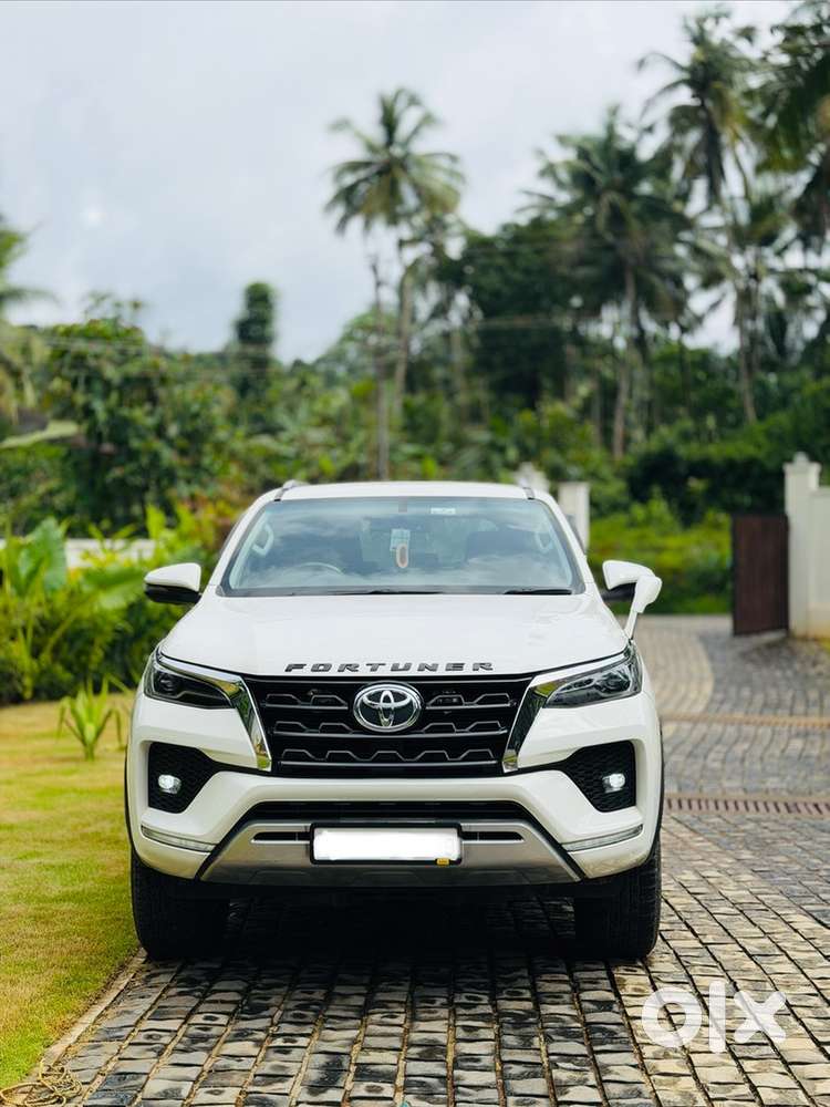 Toyota Fortuner 2022 Diesel Well Maintained