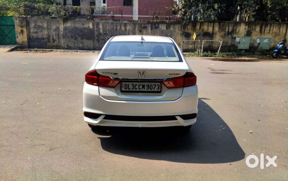 Honda City 1.5 V 4th Gen I-vtec Mt, 2017, Petrol