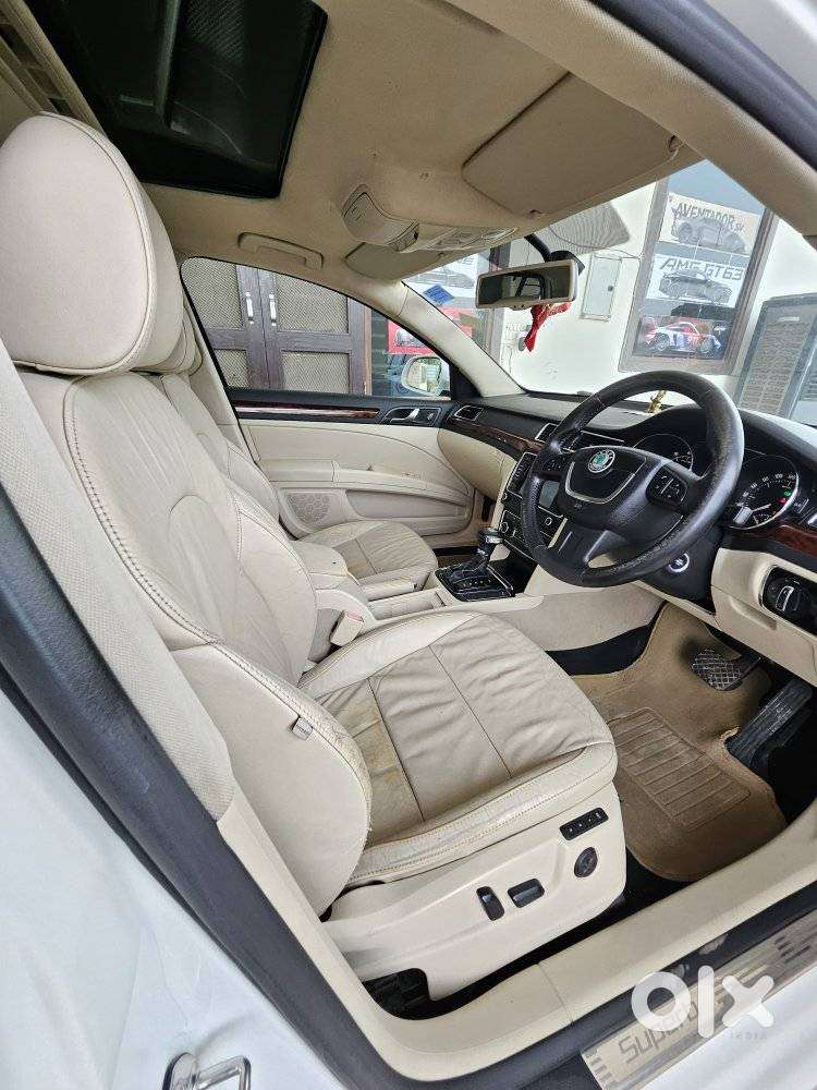 Skoda Superb Elegance 1.8 Tsi At, 2013, Petrol